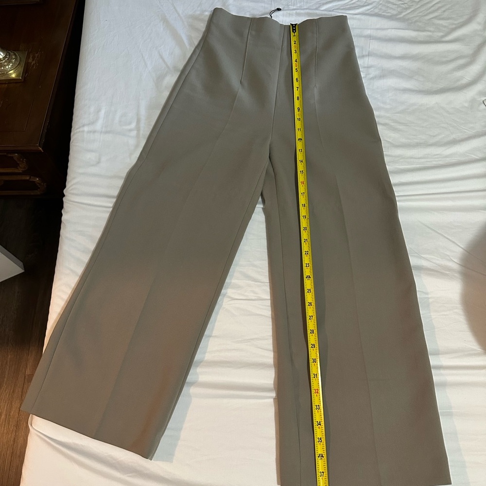 Zara olive Beige Trousers